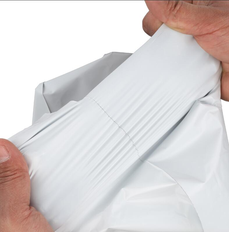 28x42 cm Self-Seal Poly Mailers